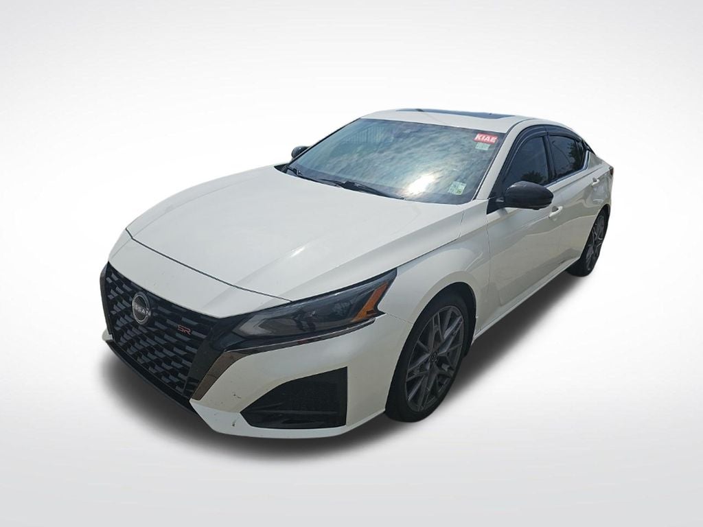 2023 Nissan Altima 2.0 SR