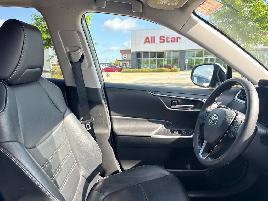 2021 Toyota RAV4 XLE Premium
