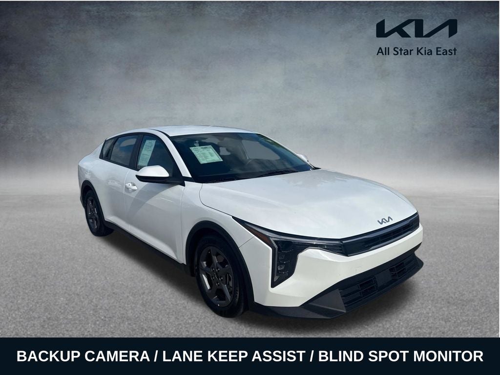 2025 Kia K4 LXS