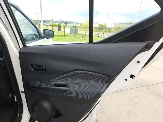 2020 Nissan Kicks S