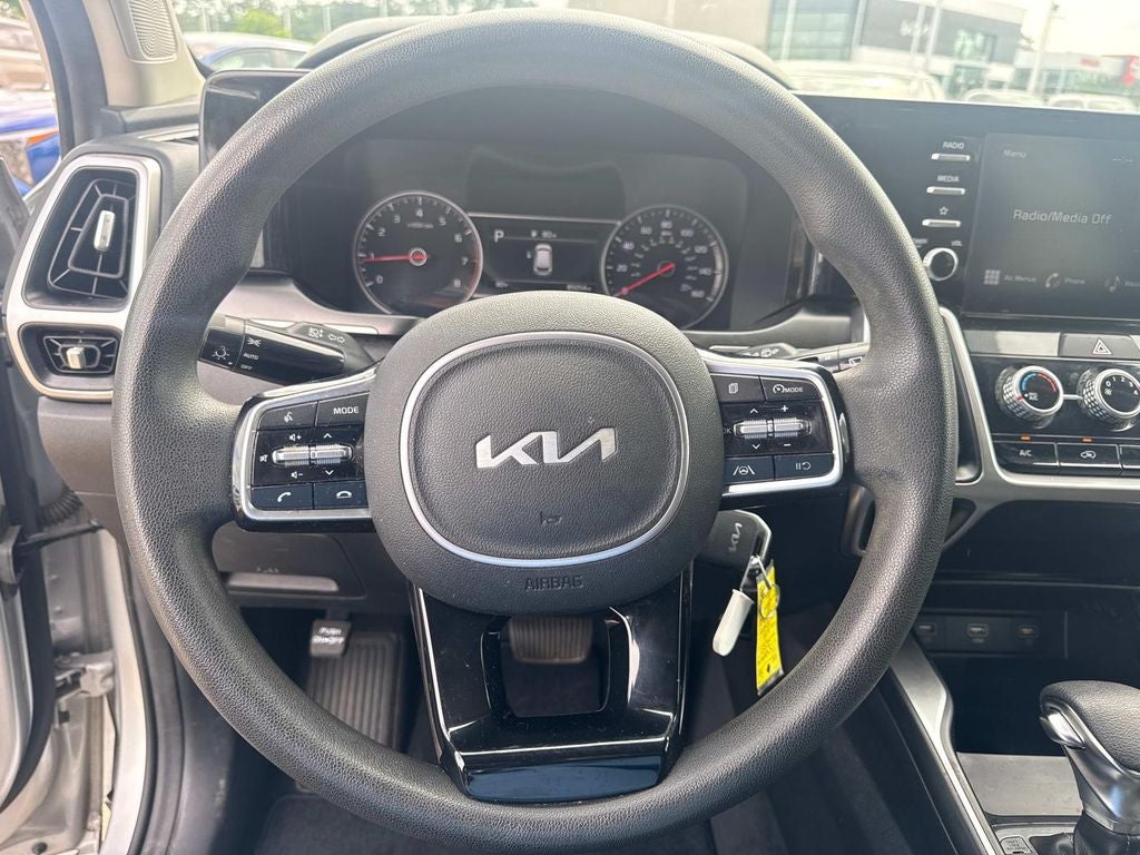 2022 Kia Sorento LX