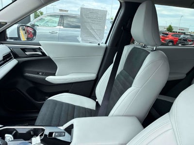 2026 Mitsubishi Outlander SE