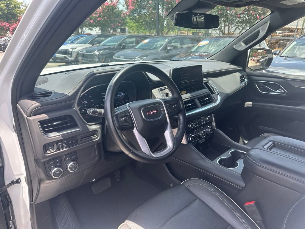 2024 GMC Yukon XL SLT