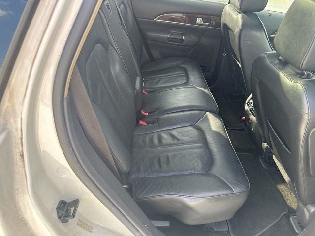 2013 Lincoln MKX Base
