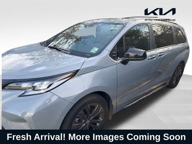 2025 Toyota Sienna XSE 7 Passenger