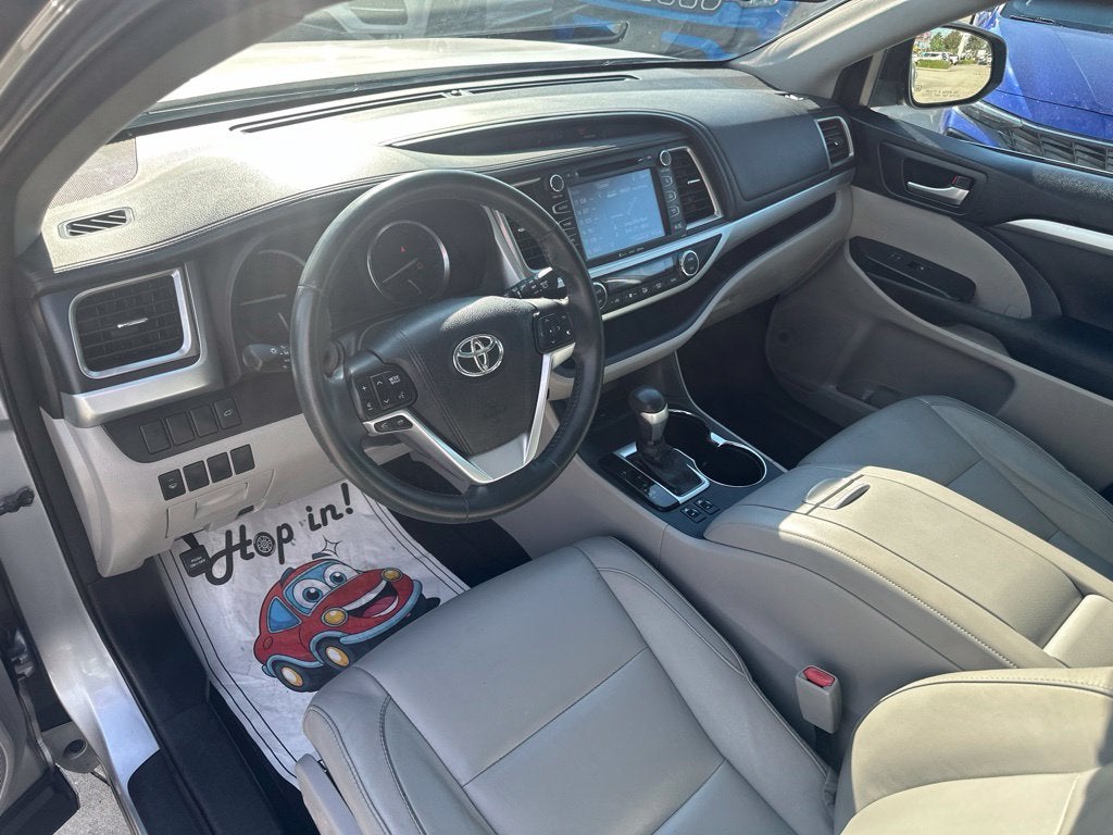2016 Toyota Highlander XLE V6