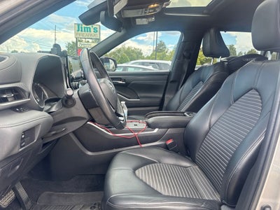 2022 Toyota Highlander XSE