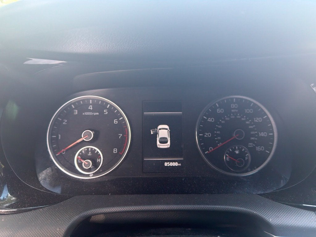 2022 Kia K5 LXS