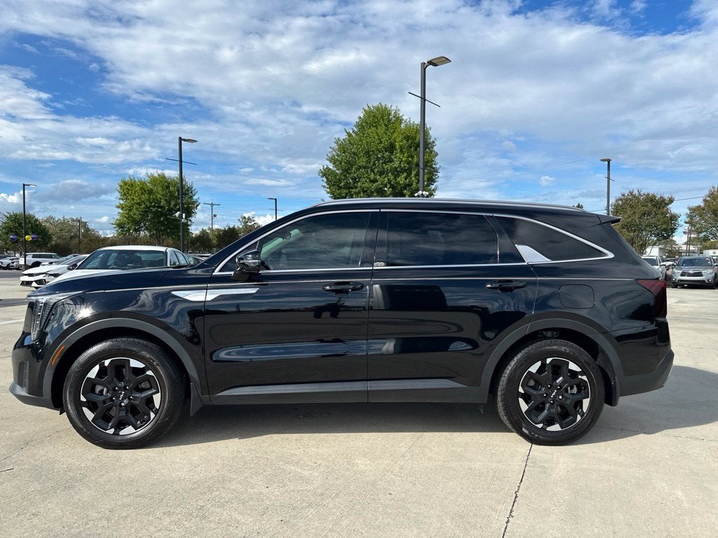 2025 Kia Sorento S