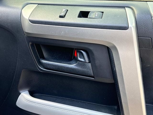 2013 Toyota 4Runner SR5