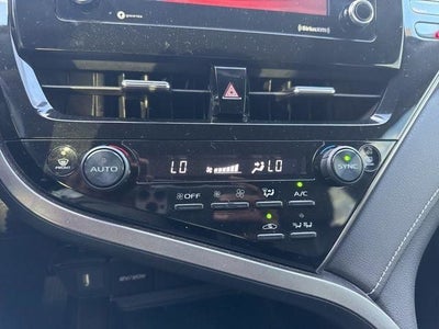 2021 Toyota Camry Hybrid SE