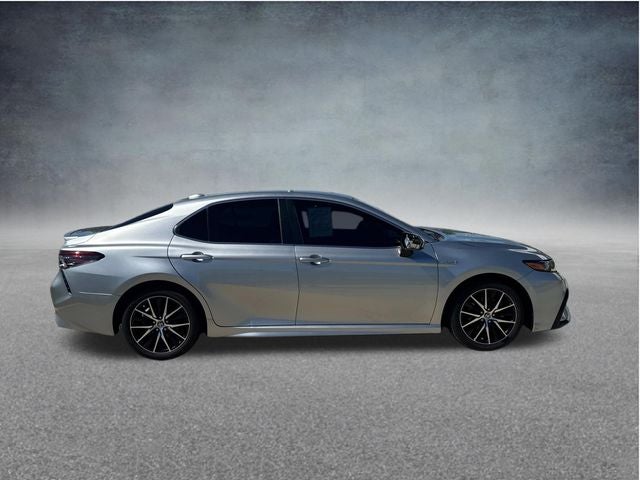2021 Toyota Camry Hybrid SE