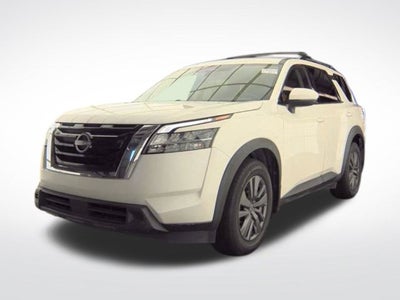 2022 Nissan Pathfinder SV