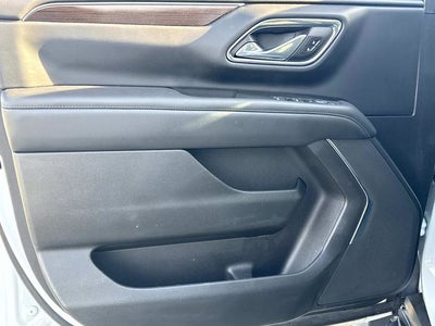 2023 GMC Yukon XL SLE