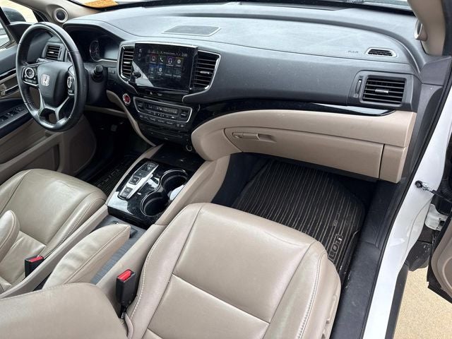 2022 Honda Pilot Touring 7-Passenger