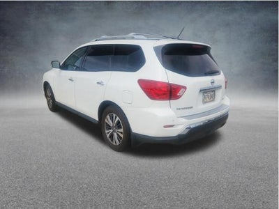 2017 Nissan Pathfinder SV