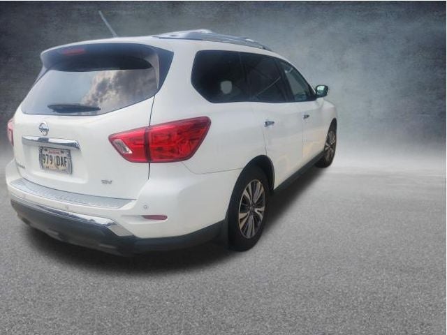 2017 Nissan Pathfinder SV
