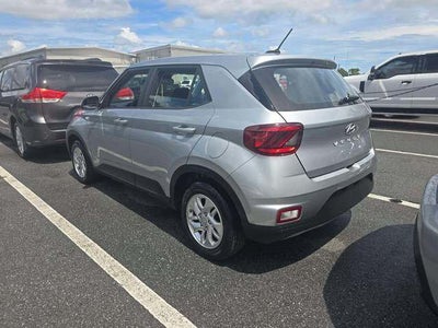 2023 Hyundai Venue SE