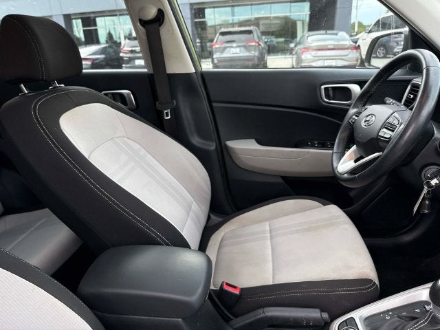 2022 Hyundai Venue SEL
