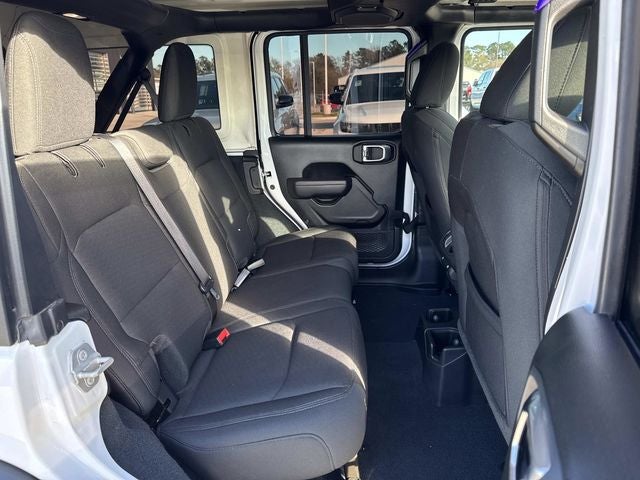 2022 Jeep Wrangler Unlimited Willys 4x4