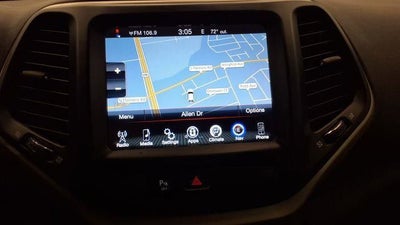 2018 Jeep Cherokee Latitude Tech Connect FWD