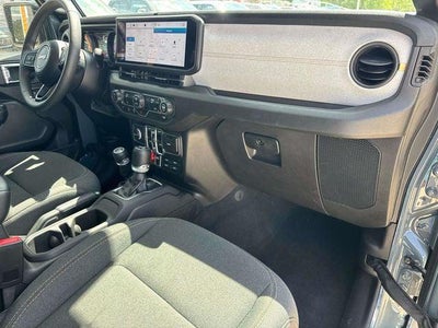 2025 Jeep Wrangler 4-Door Willys 4x4