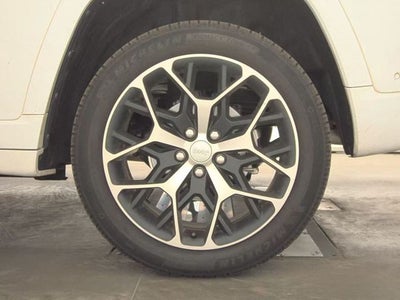 2022 Jeep Grand Cherokee Summit