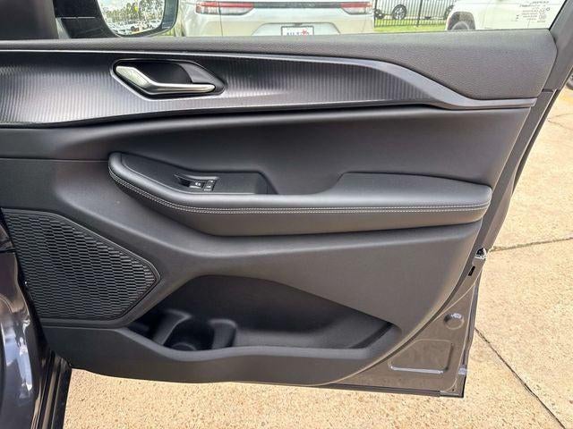 2025 Jeep Grand Cherokee L Altitude X 4x2