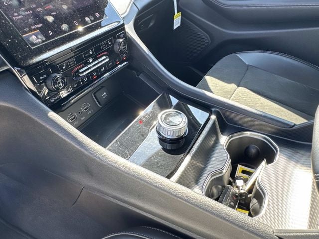 2025 Jeep Grand Cherokee L Altitude X 4x2