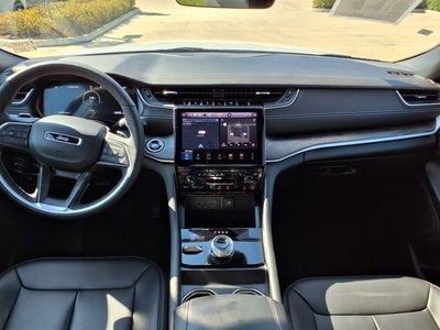 2025 Jeep Grand Cherokee L Limited 4x4