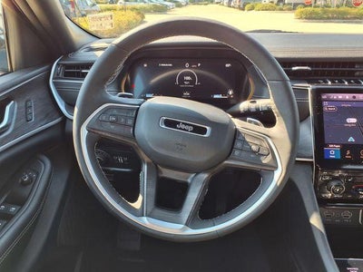 2025 Jeep Grand Cherokee L Limited 4x4
