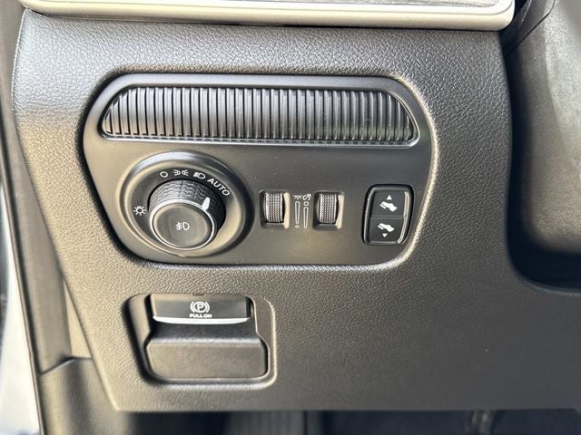 2024 Jeep Wagoneer L Series II 4x2