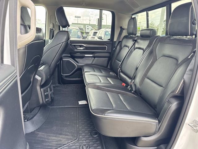 2022 RAM 1500 Laramie Crew Cab 4x2 5'7' Box