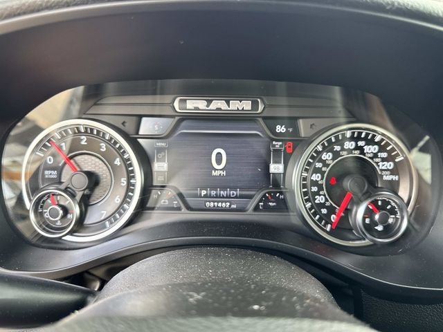 2022 RAM 1500 Laramie Crew Cab 4x2 5'7' Box