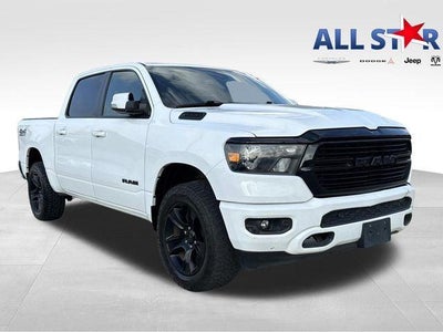 2020 RAM 1500 Big Horn Crew Cab 4x4 5'7' Box