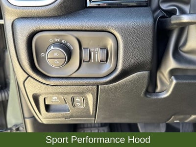 2026 RAM 1500 Laramie Crew Cab 4x4 5'7' Box