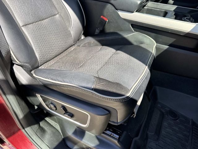 2022 RAM 1500 Laramie Crew Cab 4x4 5'7' Box