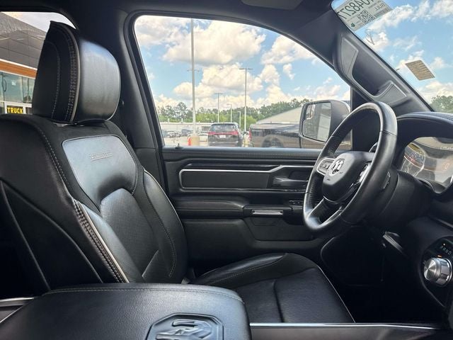 2024 RAM 1500 Laramie Crew Cab 4x4 5'7' Box