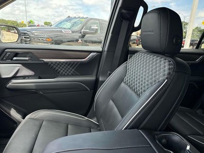 2025 GMC Acadia AWD Denali