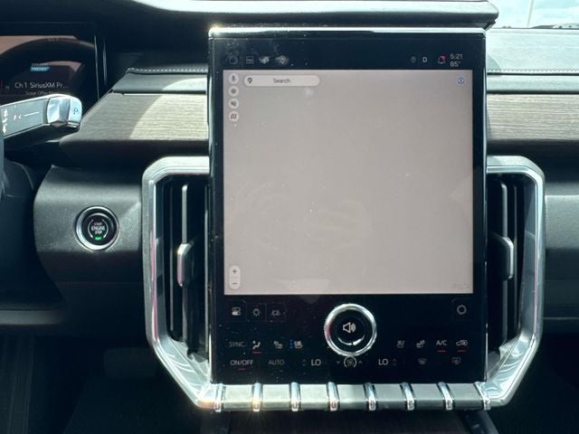 2025 GMC Acadia AWD Denali