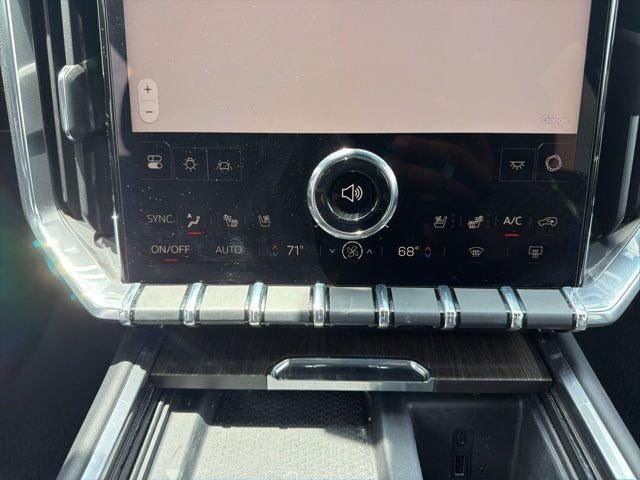 2025 GMC Acadia AWD Denali