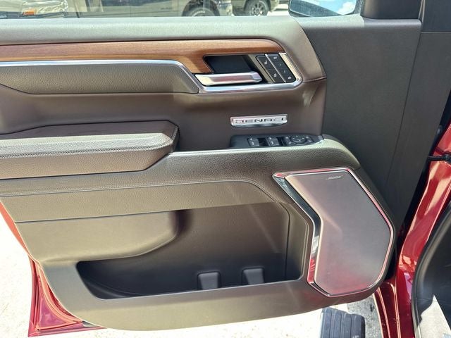 2023 GMC Sierra 1500 4WD Crew Cab Short Box Denali