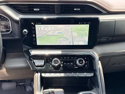 2023 GMC Sierra 1500 4WD Crew Cab Short Box Denali