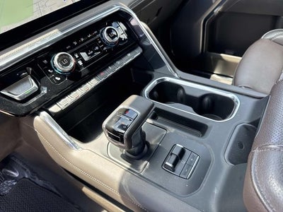 2023 GMC Sierra 1500 4WD Crew Cab Short Box Denali