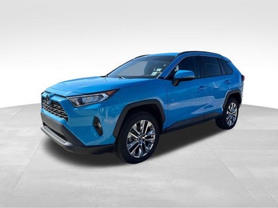 2020 Toyota RAV4 XLE Premium