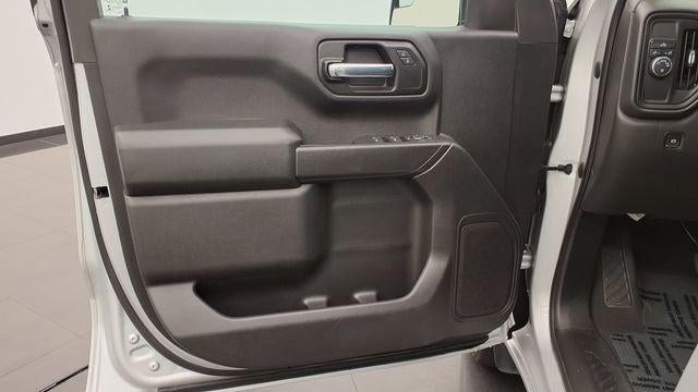 2021 Chevrolet Silverado 1500 2WD Crew Cab Short Bed Custom