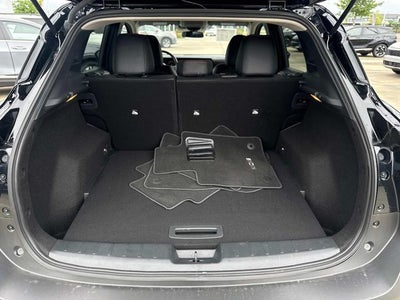 2025 Nissan Kicks SR FWD