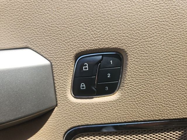 2017 Ford F-250SD Lariat
