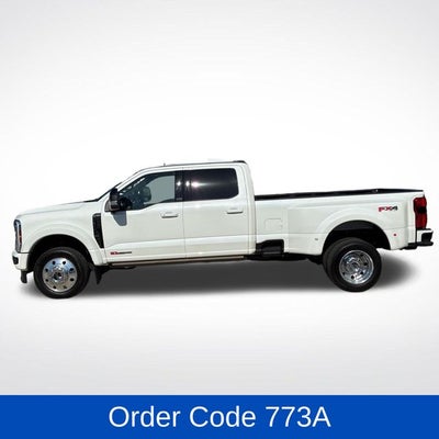 2025 Ford F-450SD Platinum DRW