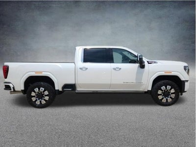 2024 GMC Sierra 2500HD Denali